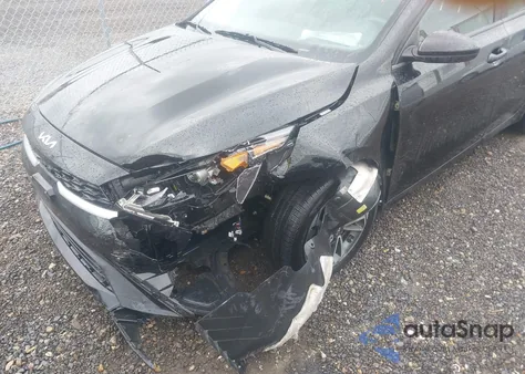 2024 Kia Forte Lxs из США, поврежденный, VIN 3KPF24AD2RE792394